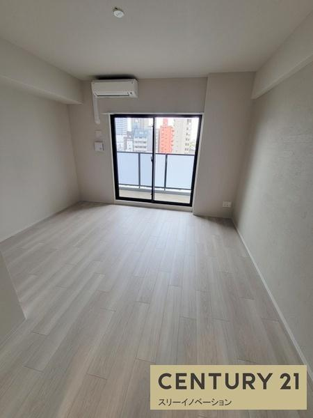 Louis Residence 弁天町の洋室|★明るい洋室★