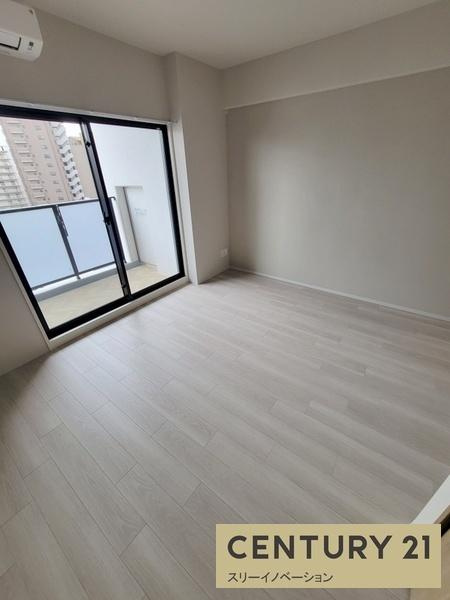 Louis Residence 弁天町の洋室|★アクセントクロスもおしゃれですね★