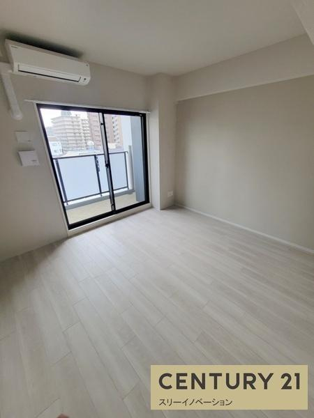 Louis Residence 弁天町の洋室|★アクセントクロスもおしゃれですね★