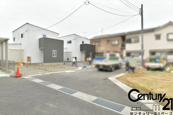 桜井市三輪 １号地 ／一戸建の前面道路含む現地写真|■現地撮影写真■前面道路６ｍと開放感溢れる広さです！