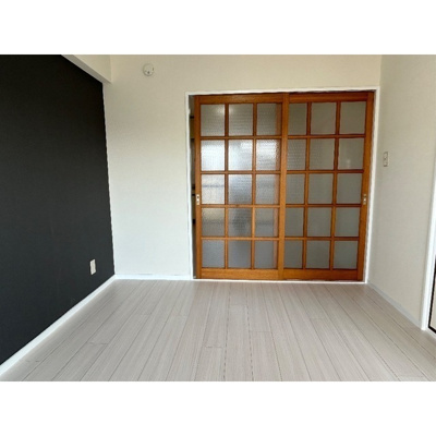 【居間・リビング】 | 第2春実マンション