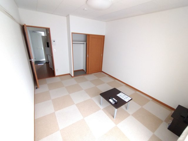 【その他】 | レオパレス三田 | １階はフローリング仕様です。現況優先。