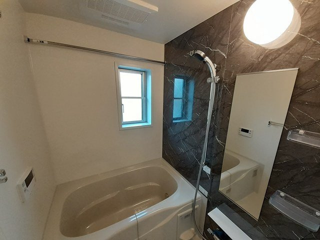 リヴェールＫの浴室