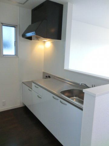 扶桑町柏森西前８１ＫＯＤＡＴＥＸⅠのキッチン|※同室タイプの画像です。内装の色などが異なる場合があります。