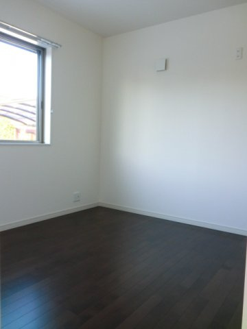 扶桑町柏森西前８１ＫＯＤＡＴＥＸⅠの洋室|※同室タイプの画像です。内装の色などが異なる場合があります。