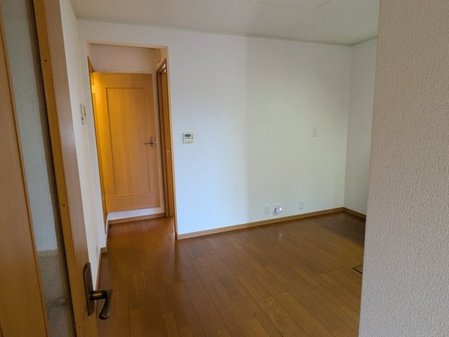 ＰｉｎｅＴｒｅｅＢの居間・リビング