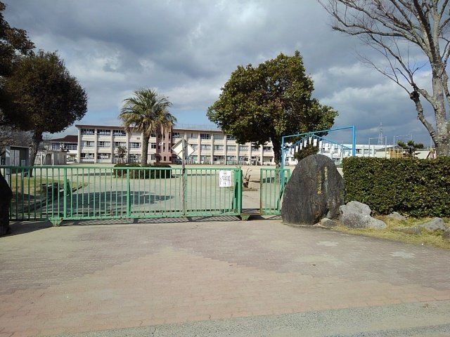 ソーレ２号館の周辺|久留米市立善導寺小学校まで400m