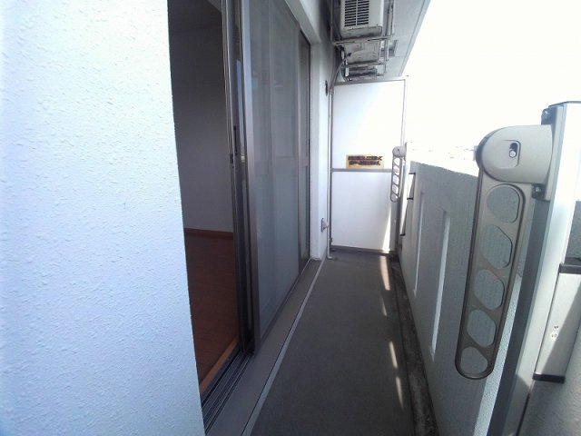 モア　グレイス　ワンのバルコニー