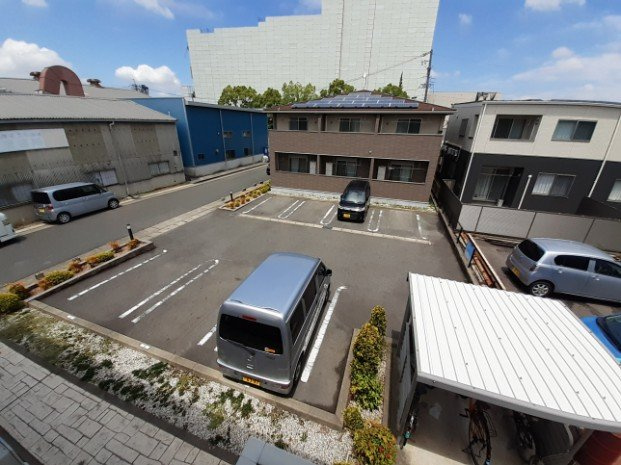 夢の森　Ａの駐車場