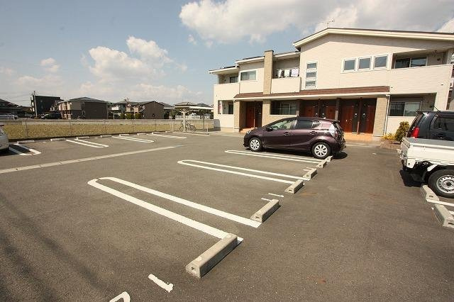 アルモニー　Ⅰの駐車場