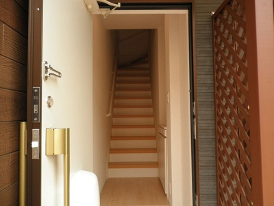 【玄関】 | プリムラＢ