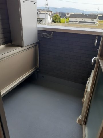 アイ・ヴィレッジ古閑中町Ｂのバルコニー