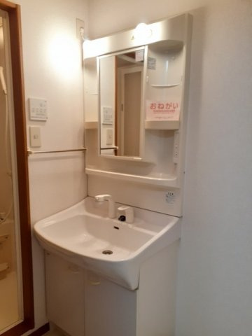 ローレル本町の洗面所