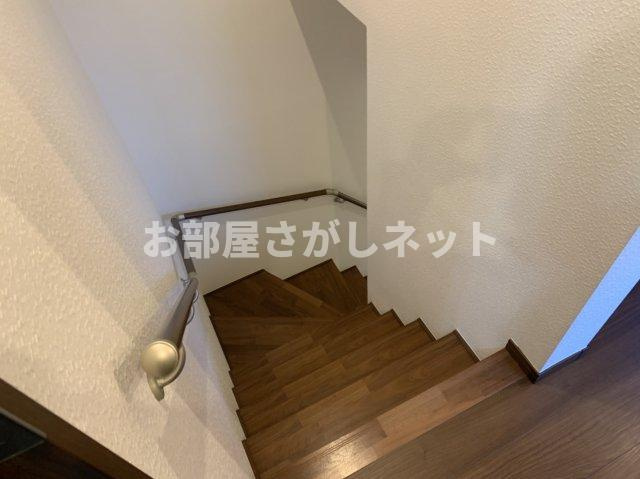 インベスト大森２７【おとり物件なし】#学生・社会人にオススメ！初期費用分割払いOK！の内装|階段