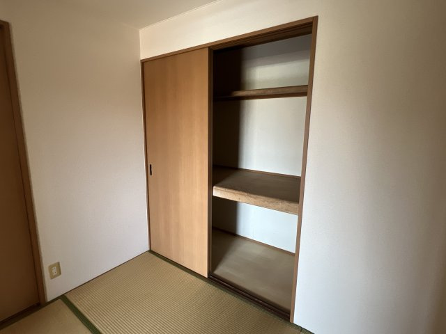 ハイツエトワールの収納