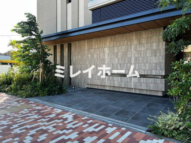 ラティエラ大鳥居のエントランス