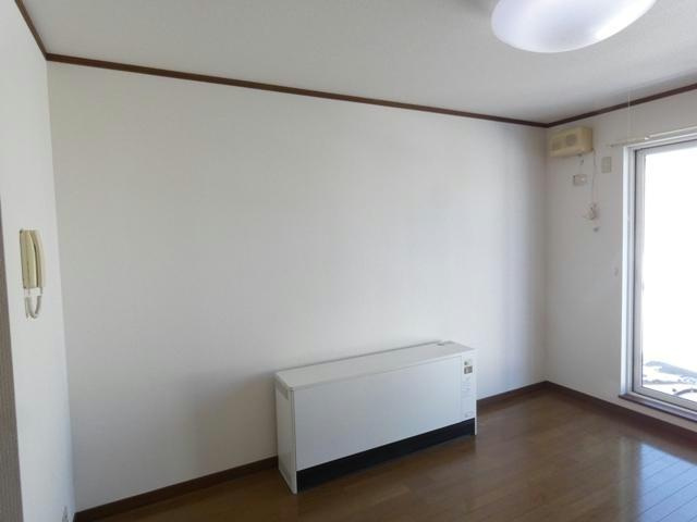 丸松マンションＣの居間・リビング