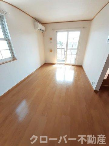 フラット・ハイム　Ｅの居間・リビング