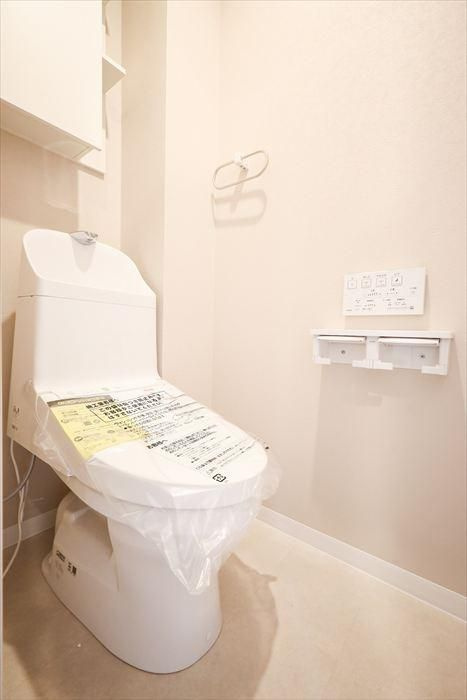 リーデンススクエア所沢　中古マンション　4階のトイレ