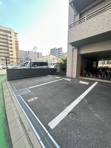 Sophia Garden博多の駐車場