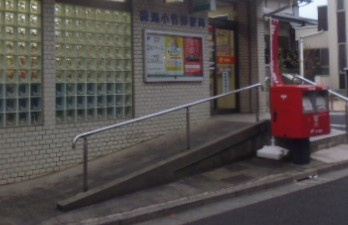 コーポアイリスの周辺