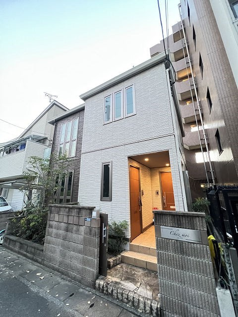 シェ　モア