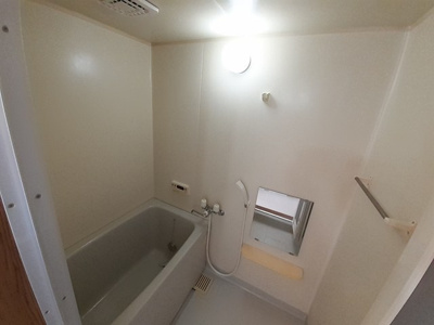 【浴室】 | リバーサイド カーサB