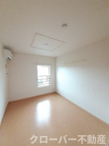 アースＣの内装