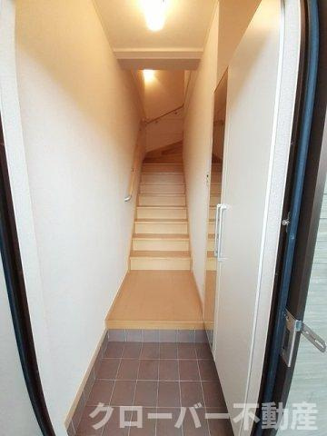 アースＣの玄関
