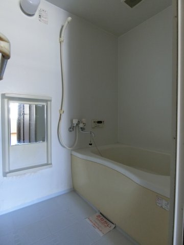 ウェール．アウローラⅡの浴室