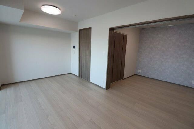 ＧＥＮＯＶＩＡ浅草Ⅵｓｋｙｇａｒｄｅｎの居間・リビング