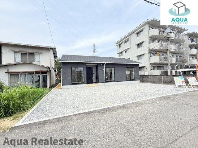 高松市上天神町の新築一戸建の前面道路含む現地写真|前面道路含む現地写真です