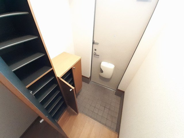 ピュア　ウィンドの玄関
