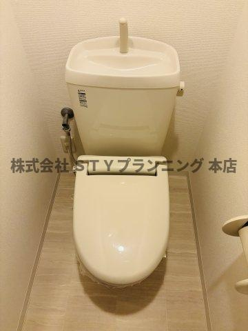 仲介手数料０円！メープルコートのトイレ