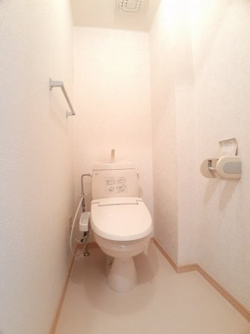 【トイレ】 | メゾンネイティブピーチ | 落ち着いた色調のトイレです