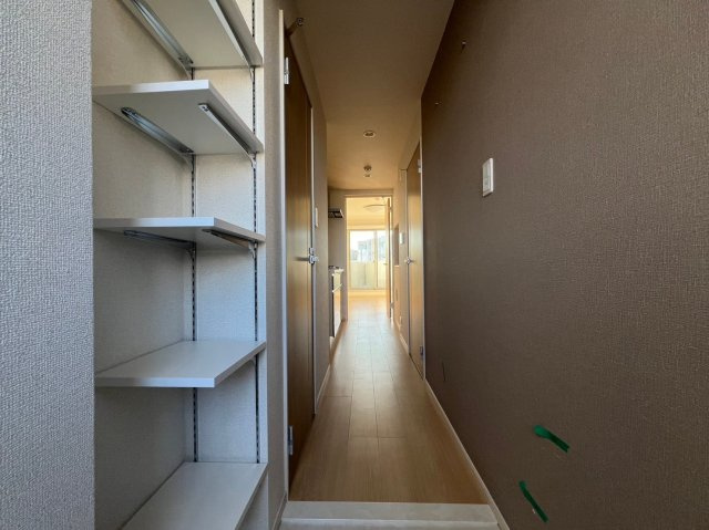 サニーレジデンス茨木の玄関