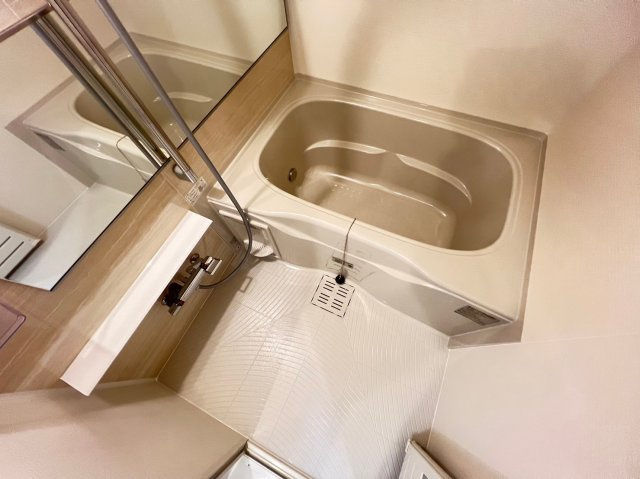 サニーレジデンス茨木の浴室