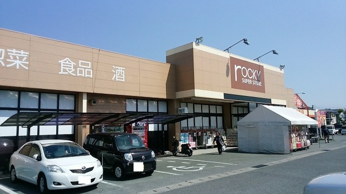グランドソレイユ八幡 B棟の周辺