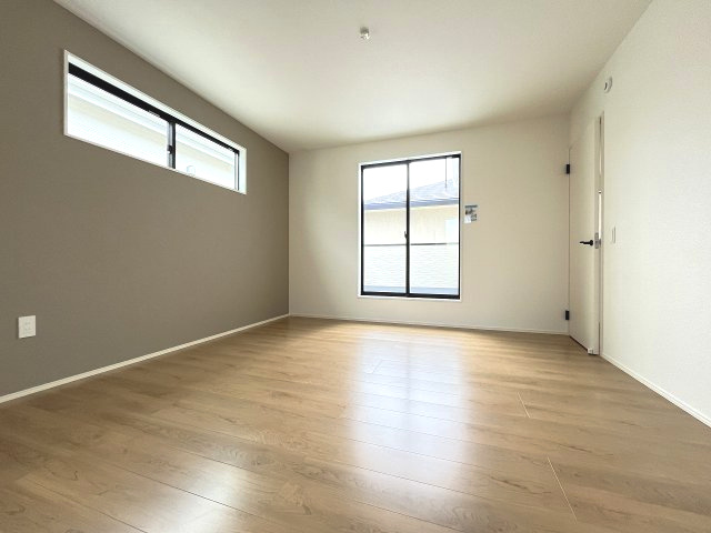 【寝室】 | 春日市須玖南5丁目2期　1号棟（全2棟）【仲介手数料無料・0円】 | 施工例。施工例は完成時と異なる場合があります。