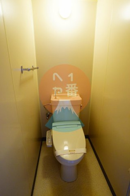 【トイレ】 | ハイツ飯泉B棟 | うれしいウォシュレット付きトイレです　※参考写真です