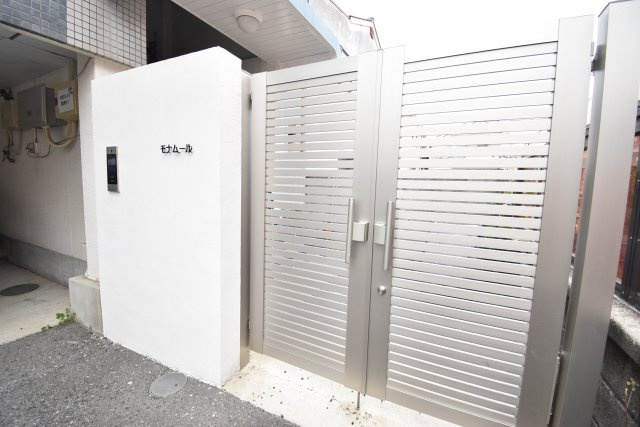 モナムールのエントランス