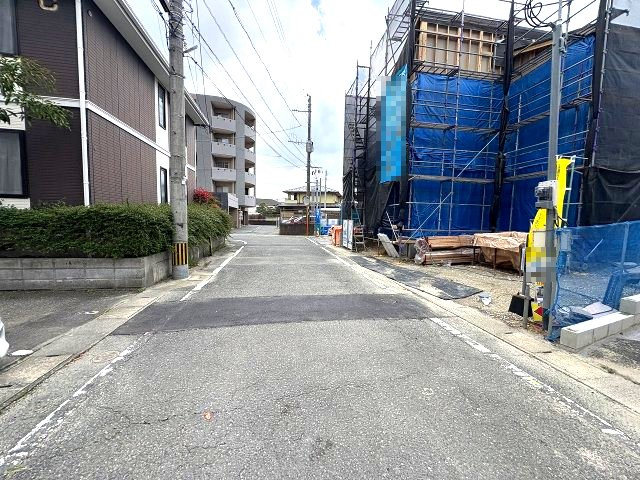 【その他】 | 春日市須玖南5丁目2期　2号棟（全2棟）【仲介手数料無料・0円】 | 現地写真。前面道路です。