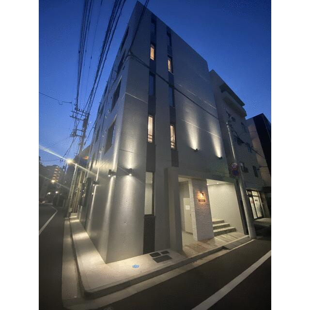 ＣＯＣＯＣＵＢＥ東日暮里の外観