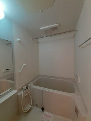 【浴室】 | レジデンス・丸栖Ⅰ | 日々の疲れを癒すお風呂付です