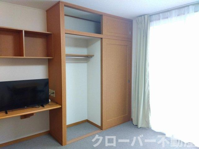 レオパレスシャルム瀬戸の収納