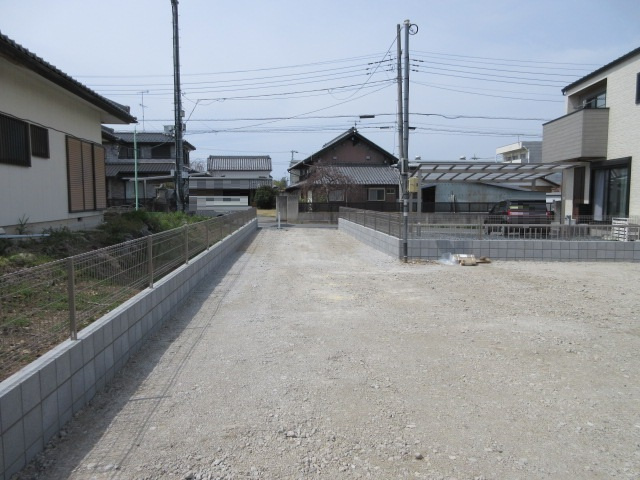 【仲介手数料無料】新築戸建　深谷市宿根1488-15（全1棟）の前面道路含む現地写真