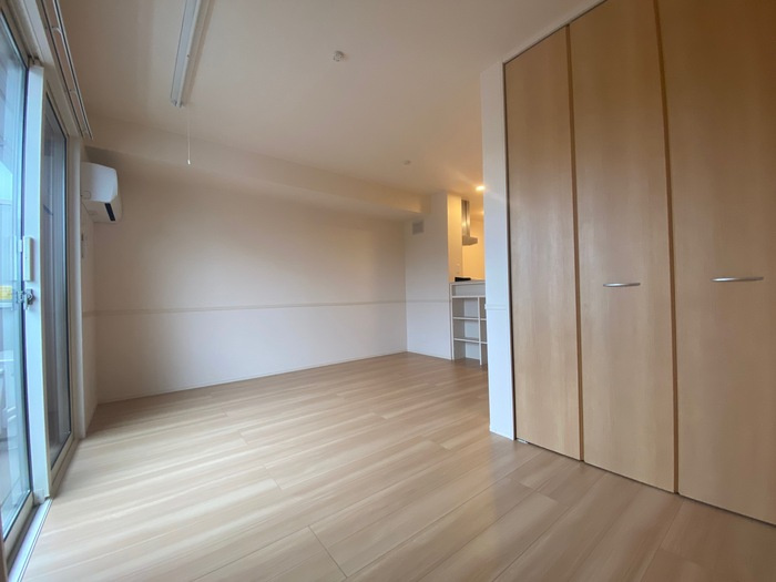 熊本市南区南高江２丁目のアパートの居間・リビング