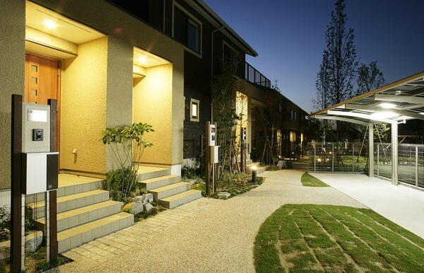 Green Court社が丘Ａのエントランス