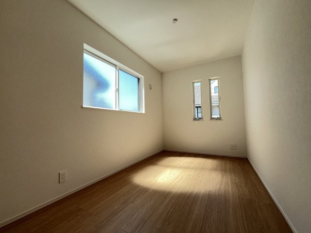【子供部屋】 | 春日市第3下白水南5丁目　2号地（全2棟）【仲介手数料無料・0円】 | 施工例。施工例は完成時と異なる場合があります。
