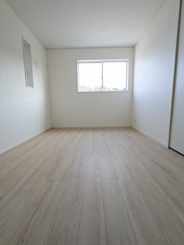 東海村村松　第４の洋室|洋室です。いつかは子供部屋として使いたい...お子様の成長に合わせて机やベッドを配置し将来を見越しての住まいを～